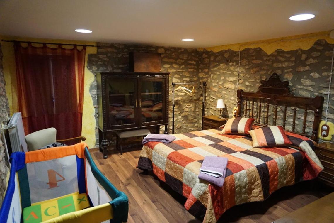 Casa Rural Cal Parines Vilabella Екстер'єр фото
